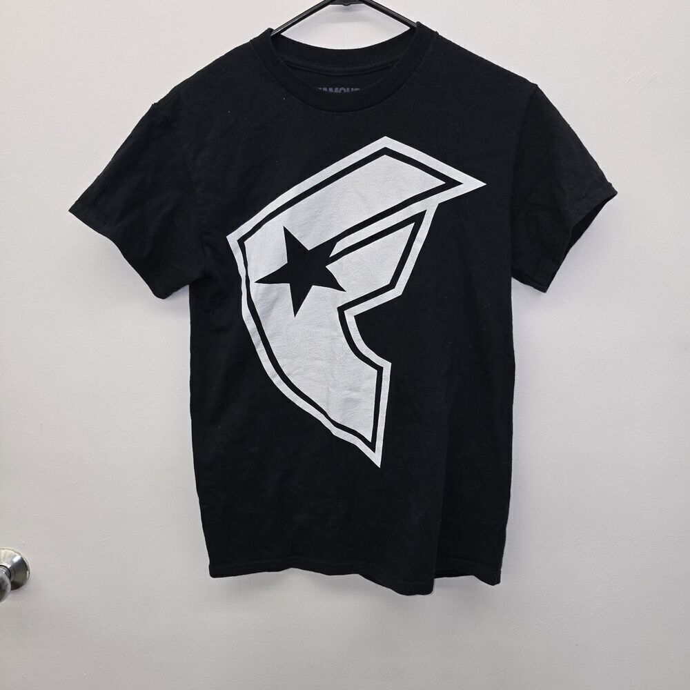 Famous Stars and Straps White signature F Size Small (C38)